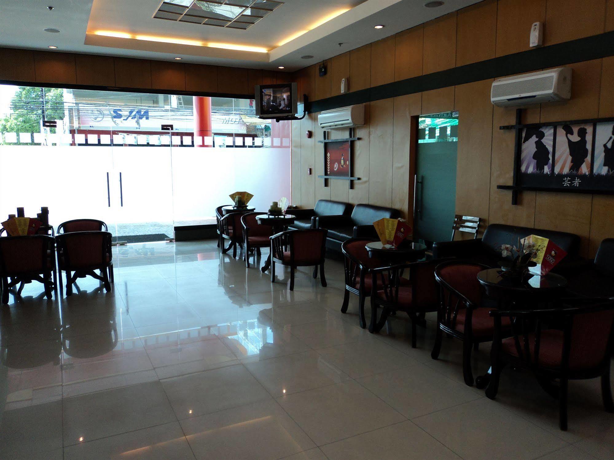 Hotel Sogo Cabanatuan Екстериор снимка